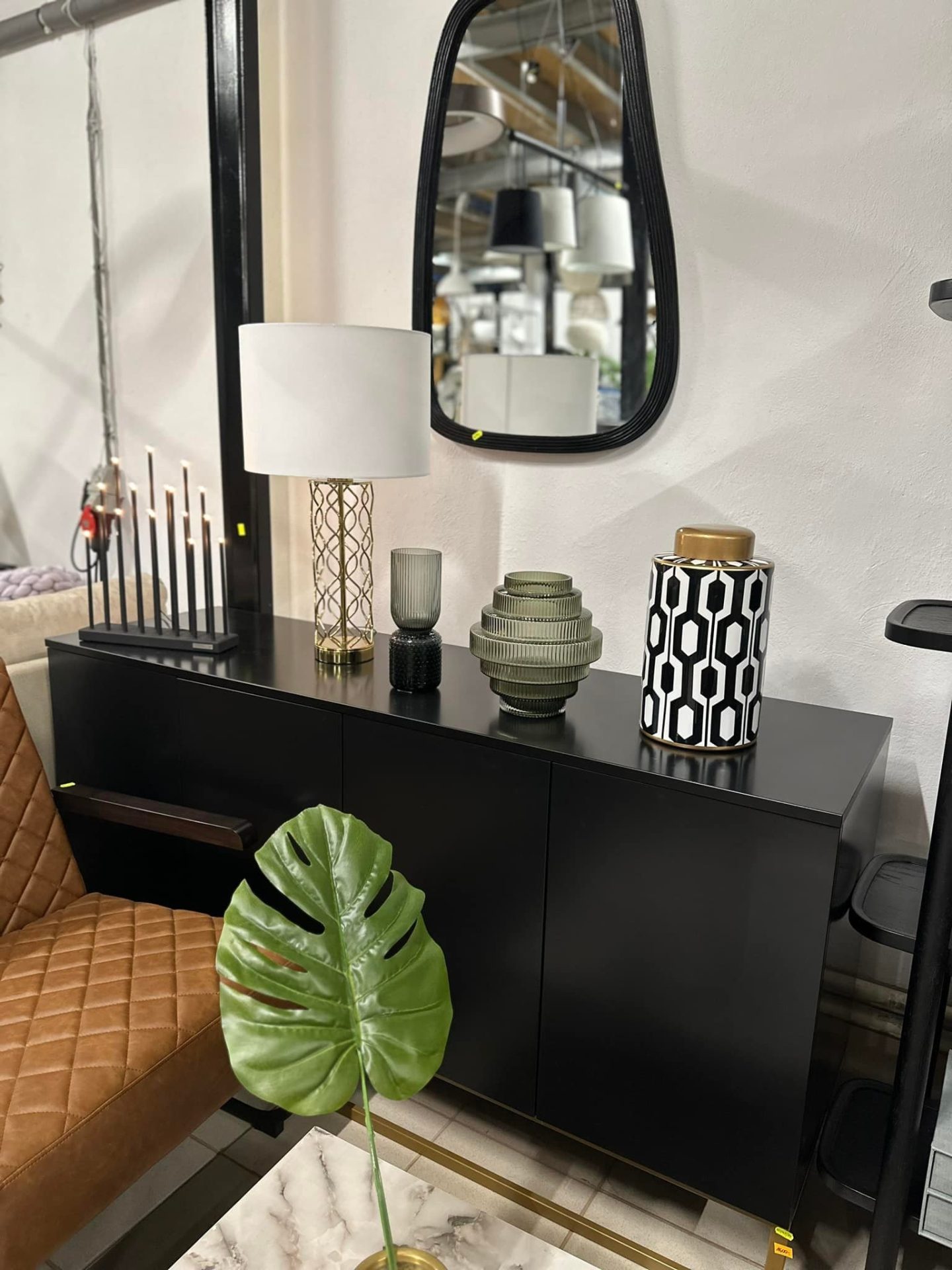 kolekcji ekskluzywnych mebli premium